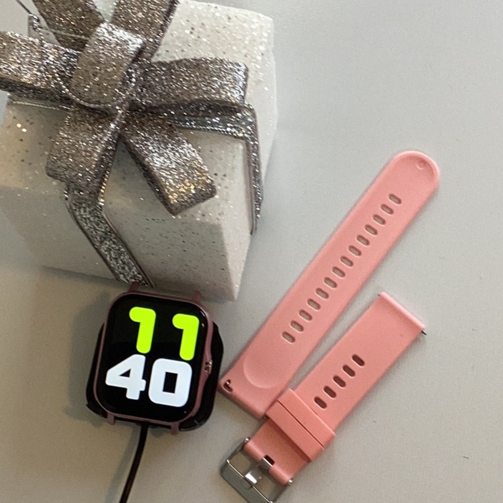 Smart, watch for android and Apple a beautifullllll Christmas gift